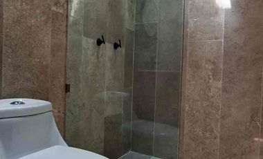 Casa en venta dentro de privada con alberca excelente ubicación sobre el blvd Belisario Domínguez