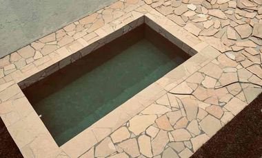 Casa en venta dentro de privada con alberca excelente ubicación sobre el blvd Belisario Domínguez