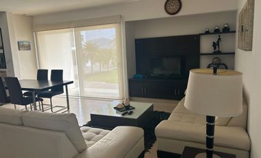 REAL DE JURIQUILLA DEPARTAMENTO EN PLANTA BAJA AMUEBLADO EN PRIVADA CON ALBERCA 2 RECAMARAS 2 BAÑOS 2 ESTACIONAMIENTOS