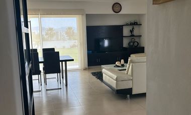 REAL DE JURIQUILLA DEPARTAMENTO EN PLANTA BAJA AMUEBLADO EN PRIVADA CON ALBERCA 2 RECAMARAS 2 BAÑOS 2 ESTACIONAMIENTOS