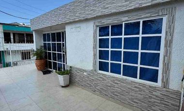 CASA EN ALTOS DEL CAMPESTRE ESQUINERA