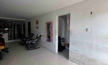 CASA EN ALTOS DEL CAMPESTRE ESQUINERA