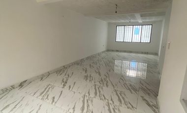 Casa Rentera en la Av Guapondelig Sector Cementerio