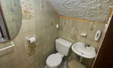 Casa Rentera en la Av Guapondelig Sector Cementerio