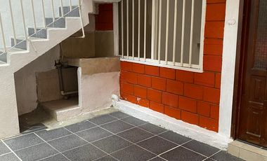 Casa Rentera en la Av Guapondelig Sector Cementerio