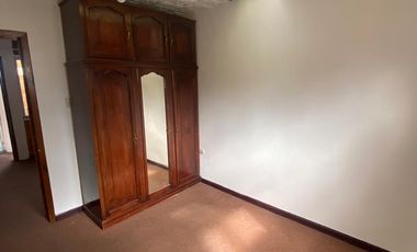 Casa Rentera en la Av Guapondelig Sector Cementerio