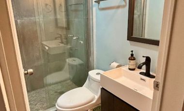 DEPARTAMENTO AMUEBLADO EN PLANTA BAJA  ENFRENTE DE PALACIO