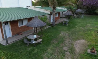 Se vende complejo de cabañas en Romang