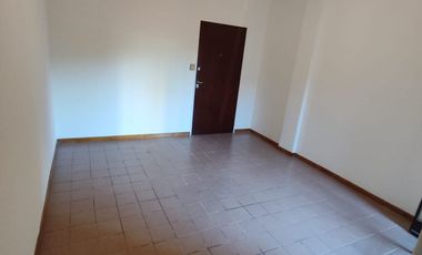 VILLA DEL PARQUE - Monoambiente - Melincue al 3100 - 2do Piso