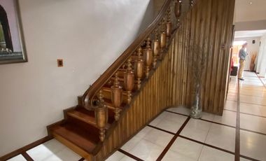 🏡 ¡Casa de OPORTUNIDAD en VENTA en Juan León Mera 3-55, Cuenca! 📐 Área total: 1.200 m²