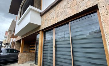 🏡 ¡Casa de OPORTUNIDAD en VENTA en Juan León Mera 3-55, Cuenca! 📐 Área total: 1.200 m²