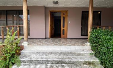 🏡 ¡Casa de OPORTUNIDAD en VENTA en Juan León Mera 3-55, Cuenca! 📐 Área total: 1.200 m²