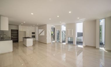 Casa en Venta, Isla Dorada, Zona Hotelera Cancun, Cancún