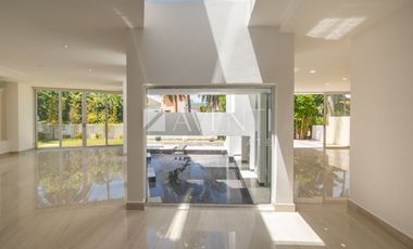 Casa en Venta, Isla Dorada, Zona Hotelera Cancun, Cancún