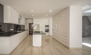 Casa en Venta, Isla Dorada, Zona Hotelera Cancun, Cancún