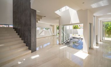 Casa en Venta, Isla Dorada, Zona Hotelera Cancun, Cancún