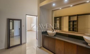 Casa en Venta, Isla Dorada, Zona Hotelera Cancun, Cancún