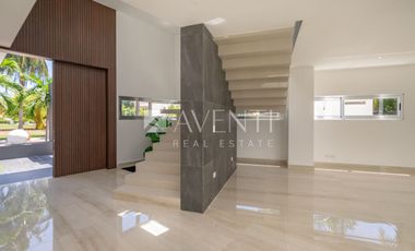 Casa en Venta, Isla Dorada, Zona Hotelera Cancun, Cancún