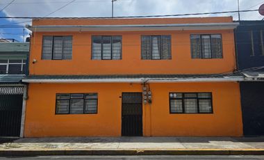 CASA EN VENTA EN VITO ALESSIO ROBLES, IZTAPALAPA JACARANDAS