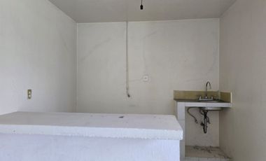 CASA EN VENTA EN VITO ALESSIO ROBLES, IZTAPALAPA JACARANDAS