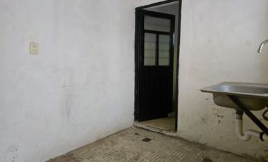 CASA EN VENTA EN VITO ALESSIO ROBLES, IZTAPALAPA JACARANDAS
