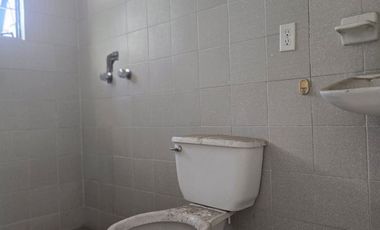 CASA EN VENTA EN VITO ALESSIO ROBLES, IZTAPALAPA JACARANDAS