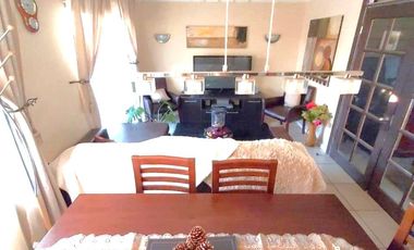 Casa 3 dormitorios 3 baños 2 estacionamientos Lomas de Nos San Bernardo