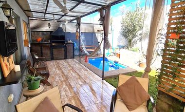 Casa 3 dormitorios 3 baños 2 estacionamientos Lomas de Nos San Bernardo