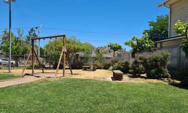 Casa 3 dormitorios 3 baños 2 estacionamientos Lomas de Nos San Bernardo