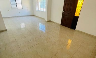 OPORTUNIDAD DE INVERSION OFICINAS Y 8 DEPARTAMENTOS EN VENTA EN LA ZONA CENTRO