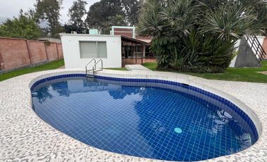 Alquilo Hermosa Casa En Rinconada Del Lago-La Molina - Frente A Parque