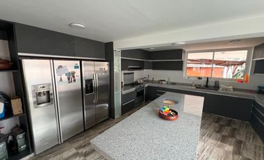 Alquilo Hermosa Casa En Rinconada Del Lago-La Molina - Frente A Parque