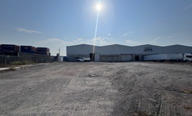 BODEGA 4000 m² DE CON PATIO DE MANIOBRAS EN RENTA EN PARKE 2000 VERACRUZ | ARLETTE FLORES