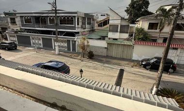 Alquiler de amplio departamento en Guayaquil Ecuador