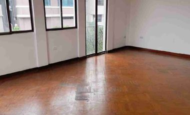 EN ALQUILER DEPARTAMENTO LOMAS DE URDESA - NORTE DE GUAYAQUIL