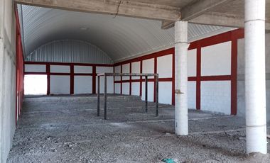 BODEGA DE CON AMPLIO TERRENO EN JOFRE QUERETARO VB06