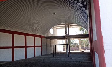 BODEGA DE CON AMPLIO TERRENO EN JOFRE QUERETARO VB06
