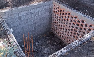 BODEGA DE CON AMPLIO TERRENO EN JOFRE QUERETARO VB06