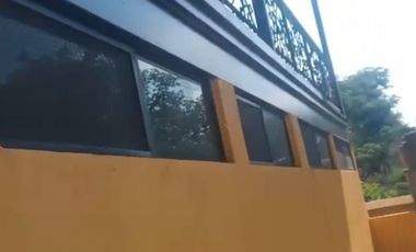 CASA CON TERRAZA EN VENTA EN EL FRACCIONAMIENTO EL ROBLE EN EL ARENAL JALISCO