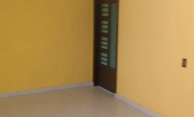 CASA CON TERRAZA EN VENTA EN EL FRACCIONAMIENTO EL ROBLE EN EL ARENAL JALISCO