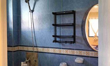 Single detached house with 6 bedrooms semi furnished inside Subd