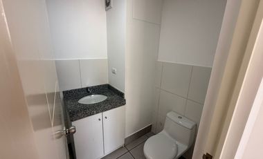 ¡EN ALQUILER AMPLIO DEPARTAMENTO EN COMAS!