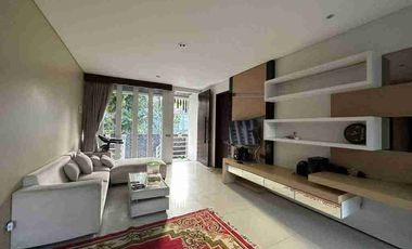 Rumah Mewah Gaya Vila Modern di Gatsu Barat Denpasar