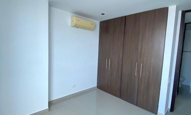 APARTAMENTO EN ARRIENDO DE 3 HABITACIONES EN BARRIO CRESPO, CARTAGENA.