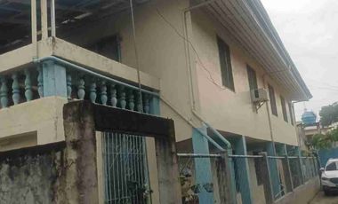 6 rooms and 5 bathrooms 2 Storey House and Lot with spacious living room.