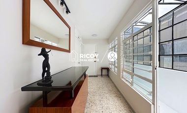 Departamento amueblado de 1 recámara (con opción a 2), cuarto de TV y estudio en la Roma Norte