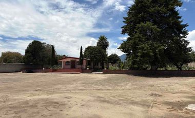Propiedad en Venta en Huamantla, Tlaxcala cuenta con Casa, bodegas y espacio libre