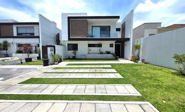 Casa en Venta en Fraccionamiento Alboreto Residencial en Metepec, Estado de México.