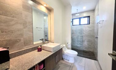 Casa en Venta en Fraccionamiento Alboreto Residencial en Metepec, Estado de México.
