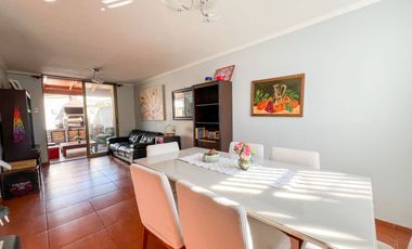 Hermosa casa dentro de condominio en Ñuñoa 3D Y 3B 1 EST. Metro Estadio Nacional